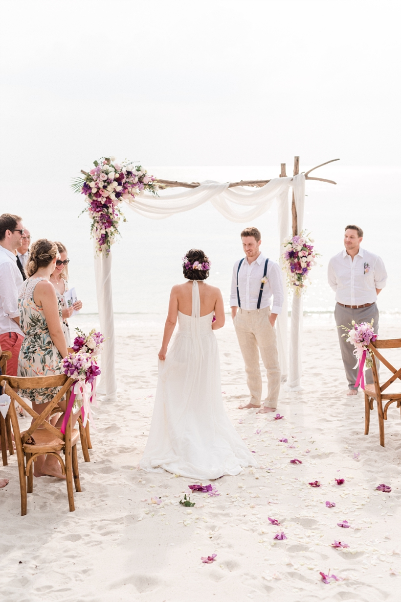 Wedding Photos at Chai Talay on Koh Samui Thailand