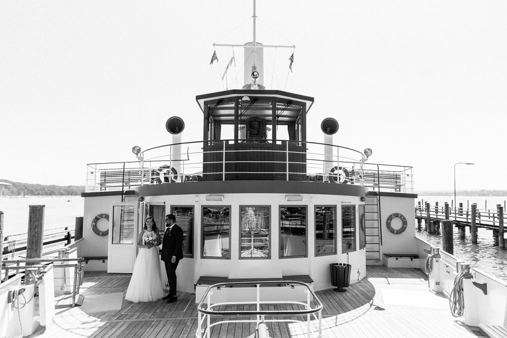 Ammersee Hochzeit auf dem Schiff Standesamt MS Dießen und Feier im Restaurant Fischer