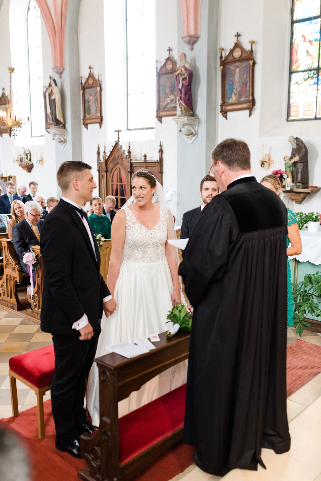 Hochzeitsfotos in Pietzenkirchen und Simssee Stuben und Seehaus Krottenmühl bei Rosenheim